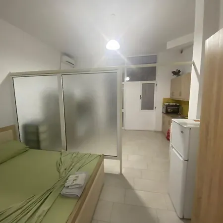 Beautiful Economic Unit For Big Group شقة