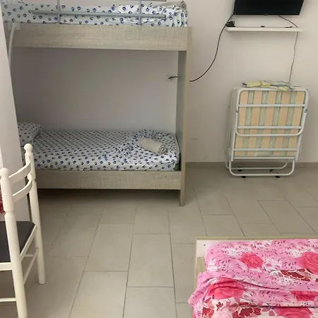 Beautiful Economic Unit For Big Group Apartment